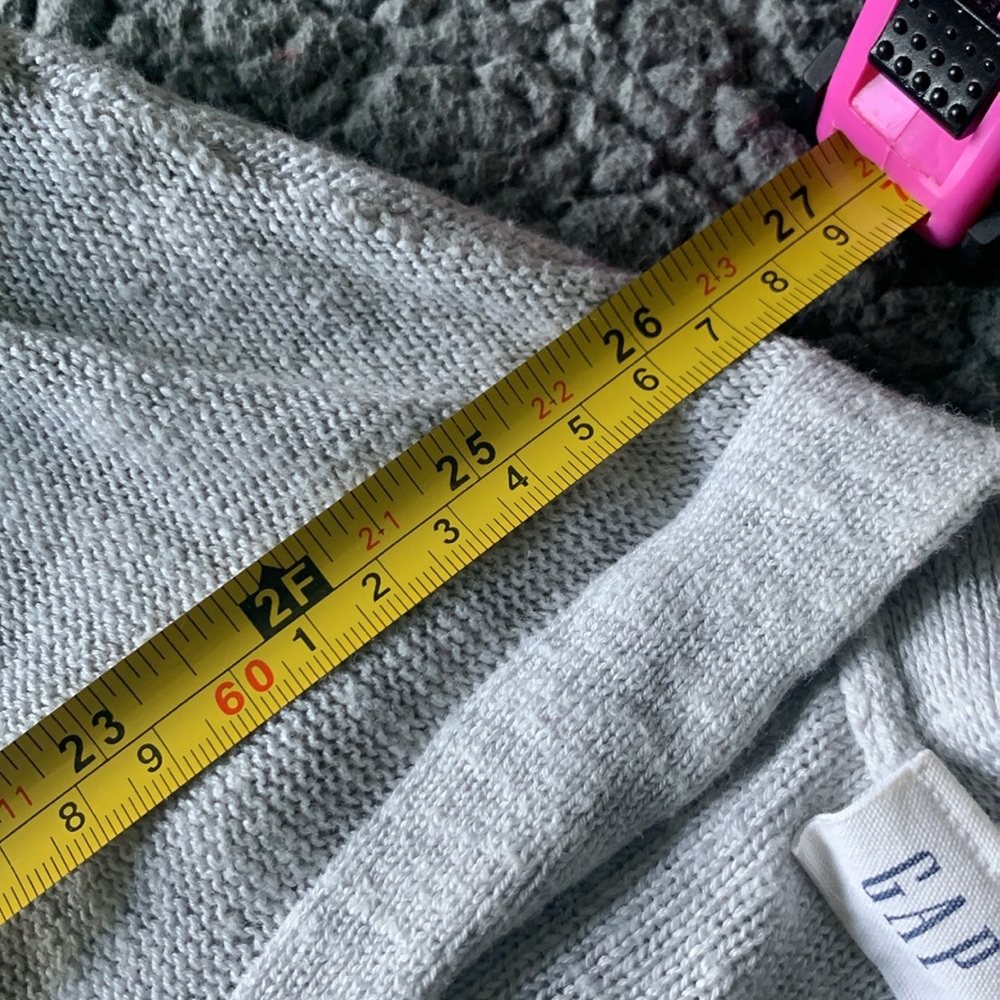 GAP Cardigan - Picture 5 of 5